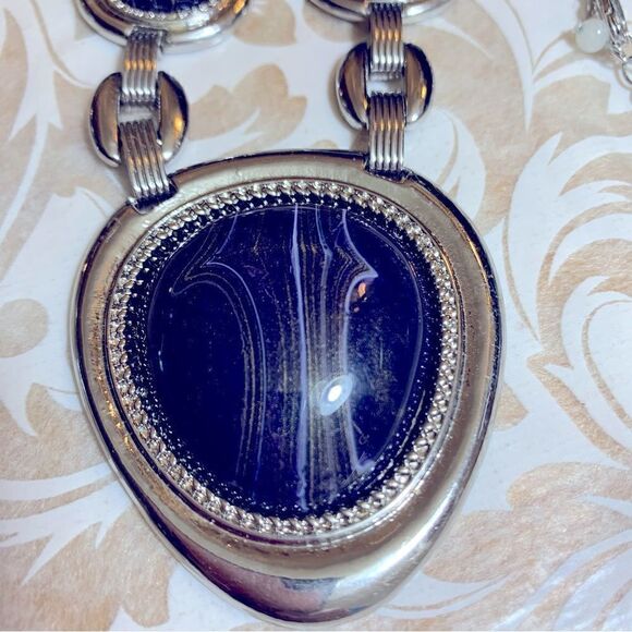 NWT Avon Denim Days Necklace Faux Blue & Gold Cabochons On Silver Tone Chain 18” - Picture 5 of 5